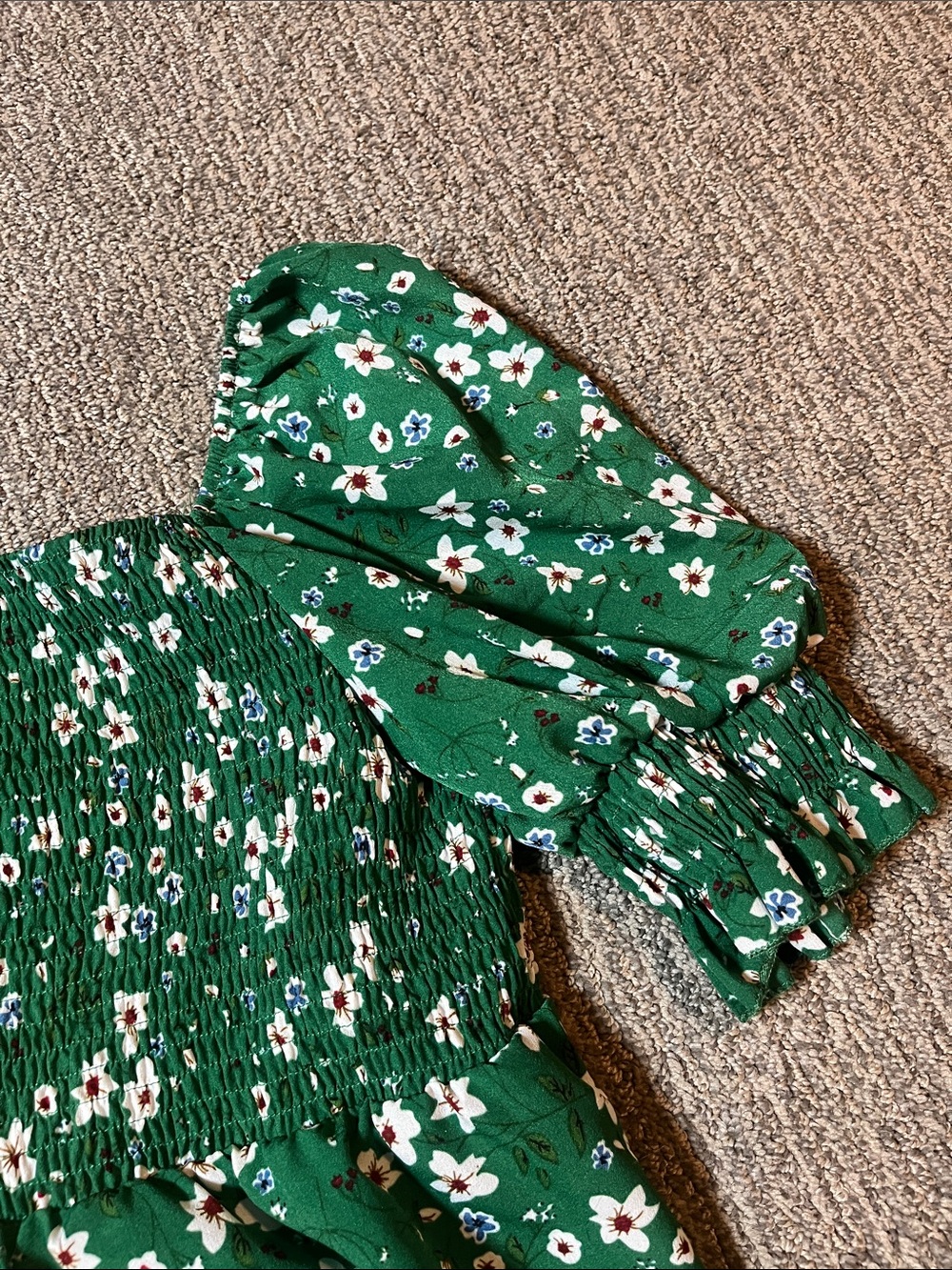 SHEIN Green Floral Smocked Square Neck Puff Sleeve Top - Picture 4 of 6